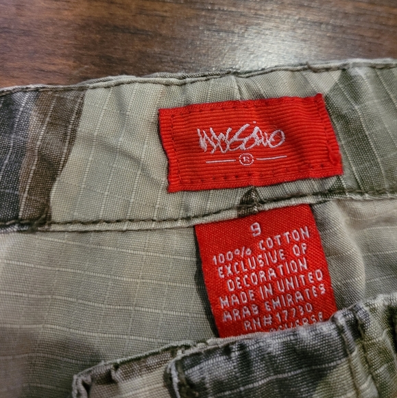 Mossimo Wide Leg Camo Cargo Pants 9 - Picture 6 of 12